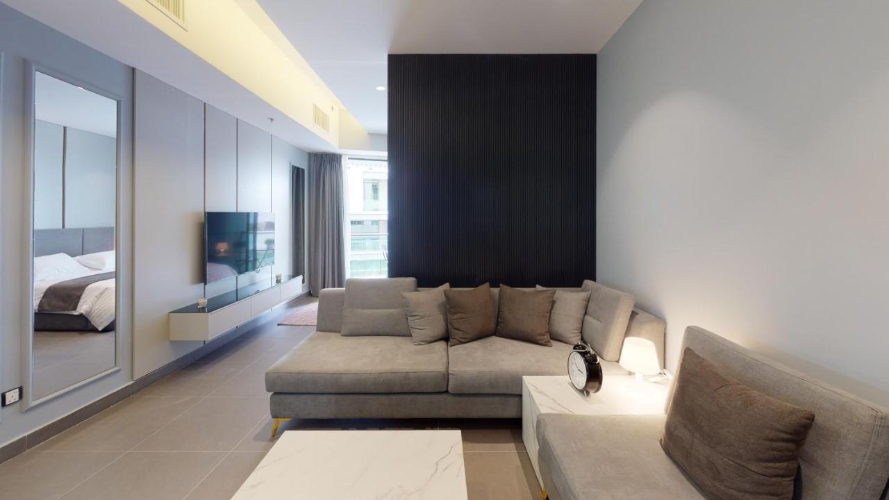 Al Fares Luxury Furnished Apartment-Damac Tower 外观 照片